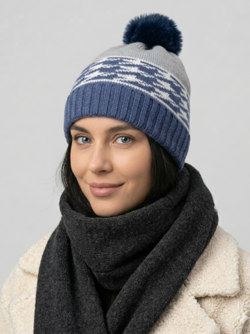 Women’s Winter Cap with Fur Lining